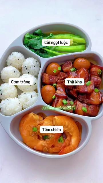 @Ăn dặm cùng Bống