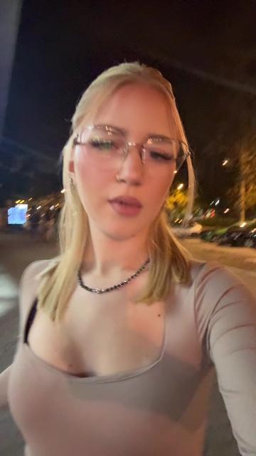 @𝒜.𝒱.