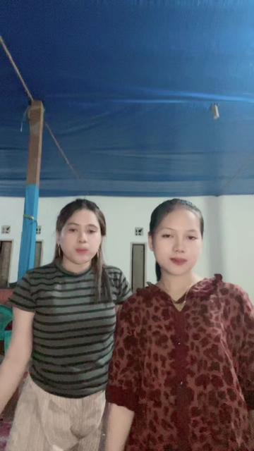@Leni