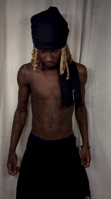 @thisnothimv