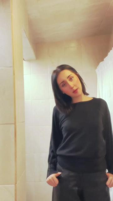 @rexxxona