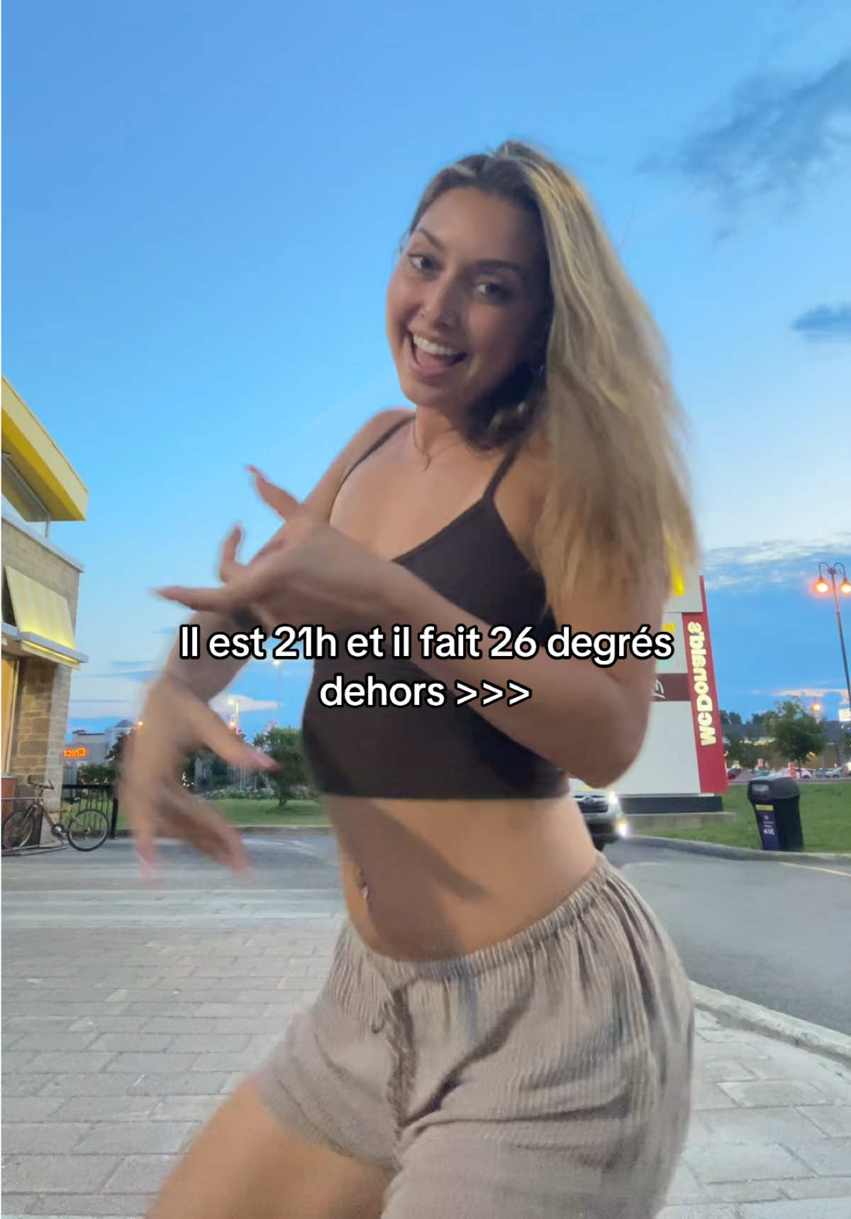 @Laurie Dara&icirc;che