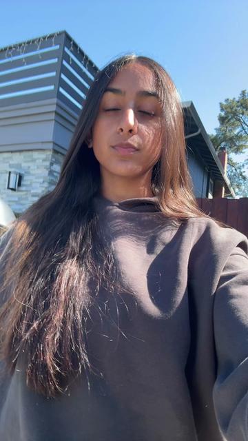 @anya