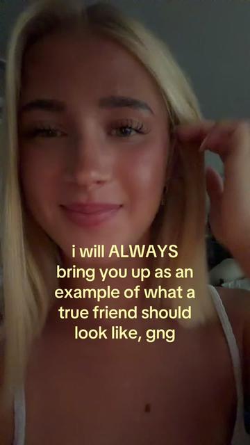 @theelliebarker