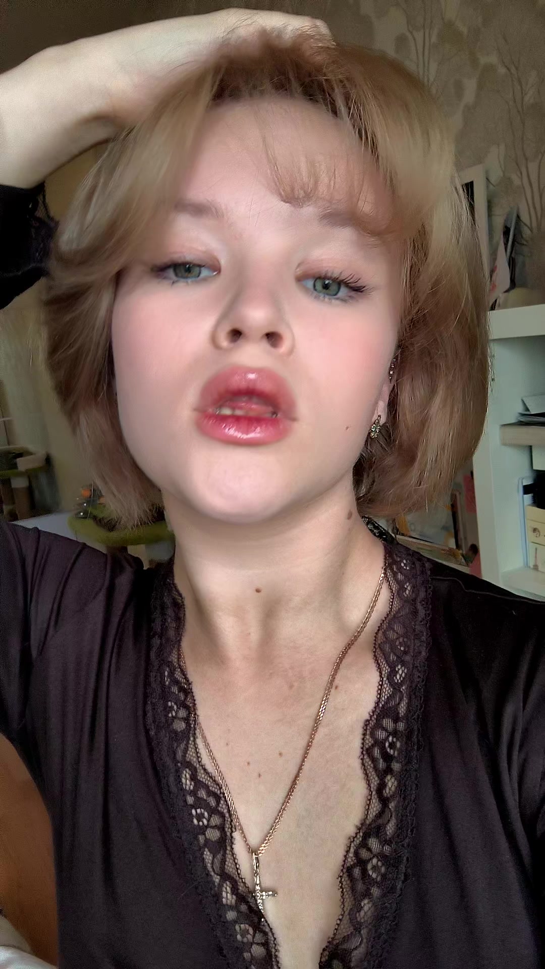 @meeeeeeee
