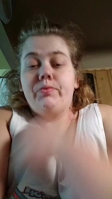 @thefluffybitch16