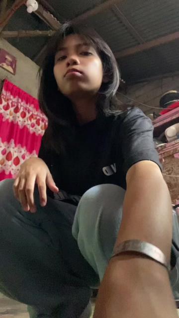 @heyjenzi_
