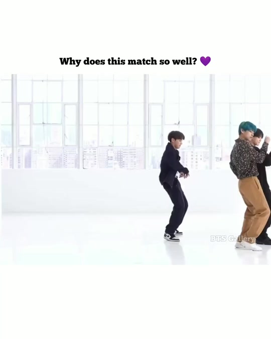 @𝐁𝐓𝐒 𝐆𝐚𝐥𝐥𝐞𝐫𝐲 🇵🇰