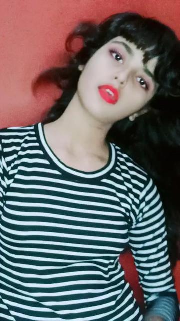 @Aishwarya tiwari 😊