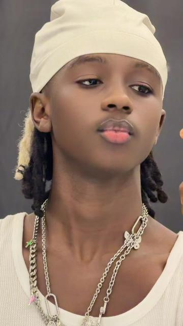 @🔱MĎĎ łę f&atilde;męųx 🔱