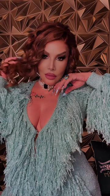 @Ivy Queen