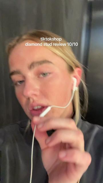 @ellie k