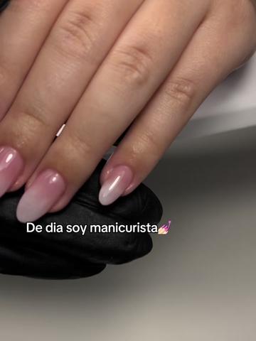@Nails_by_Yarlenys