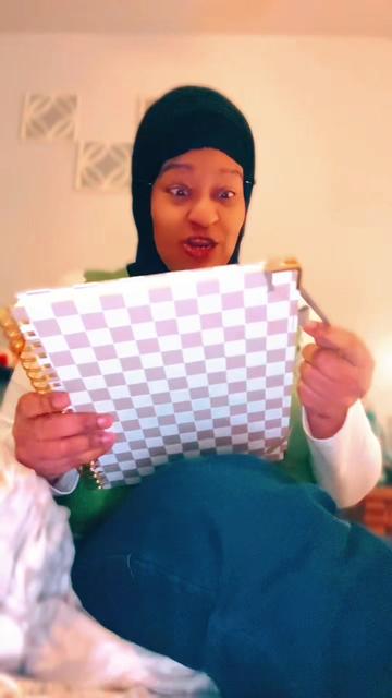 @👩🏽🏫Mrs.Harris🏫🧕🏽