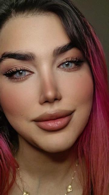 @Anaazin