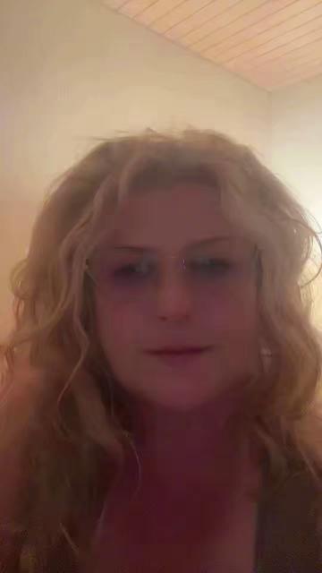@⚫️ Anita ⚫️S&aacute;rk&ouml;zi
