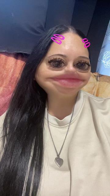 @charley giveaway queen 👸