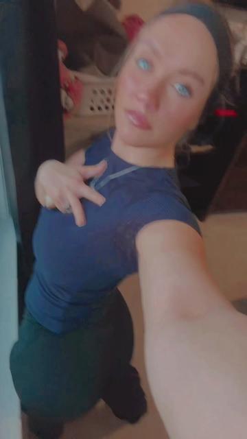@Miss_lyssx3x3