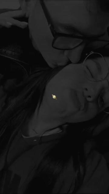 @️