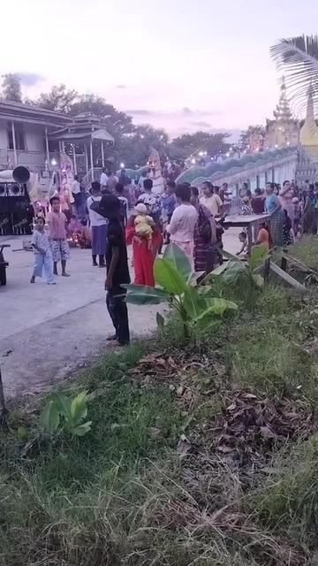 @သံဇင်