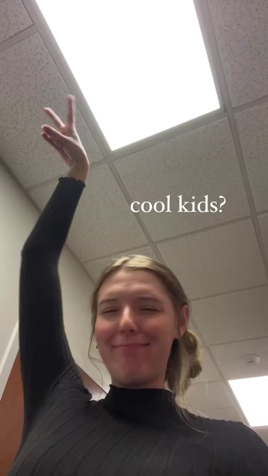 @Emelia