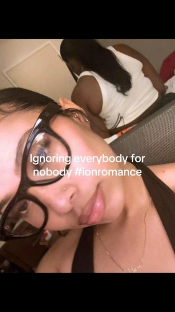 @hesayimaprettylittleliar