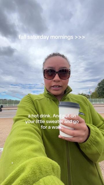 @WALKING BESTIE