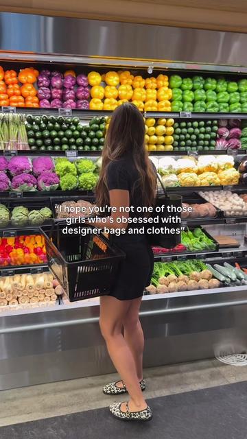 @LarizaYoung