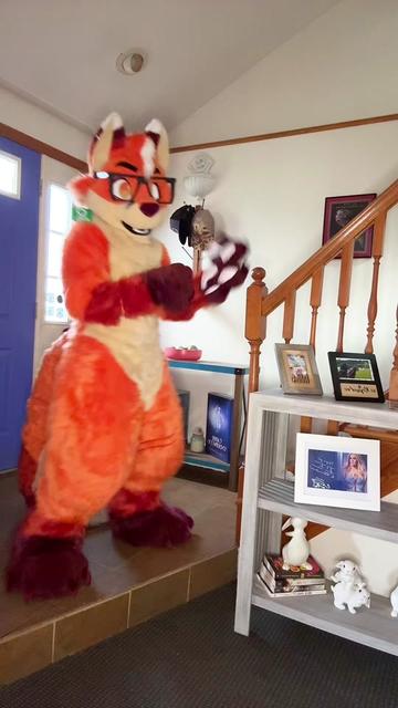 @Ember Trickster 🦊🔥🐲