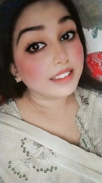 @Neha Live