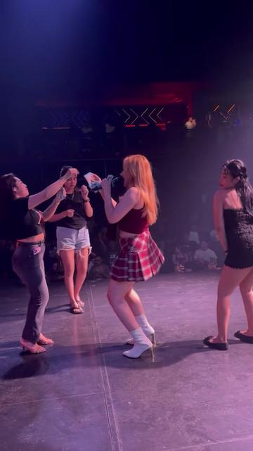 @Ladies Night