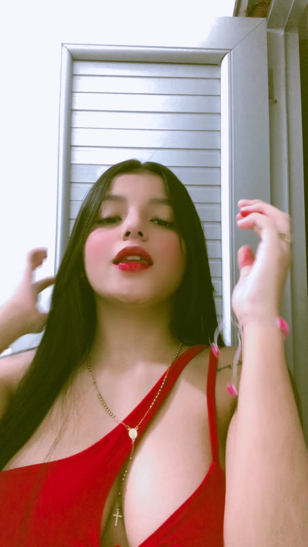 @user99694381177