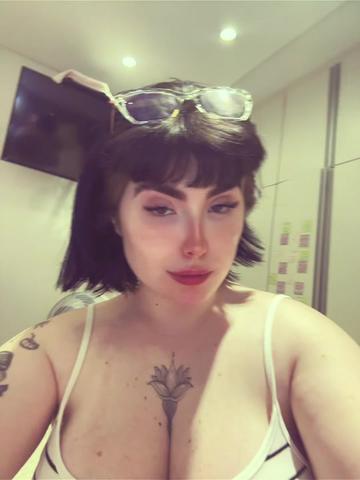 @Vitória Pascarelli