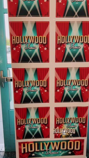 @Hollywoodshow.com