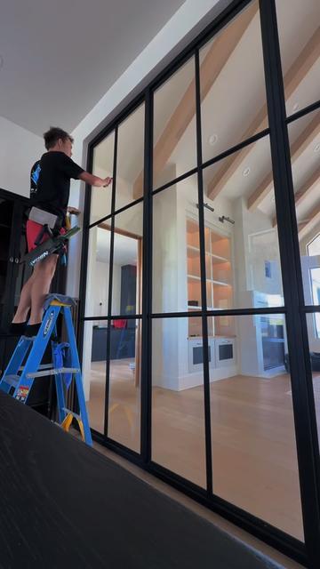 @wakewindowcleaning