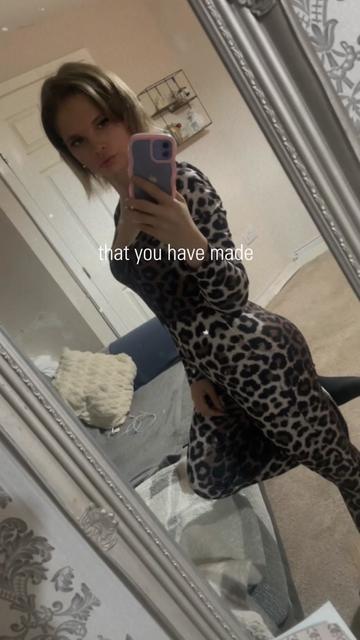 @Charlotte Watson24