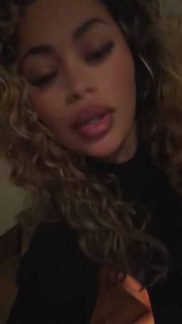 @angiechrismontana🇭🇳🌴
