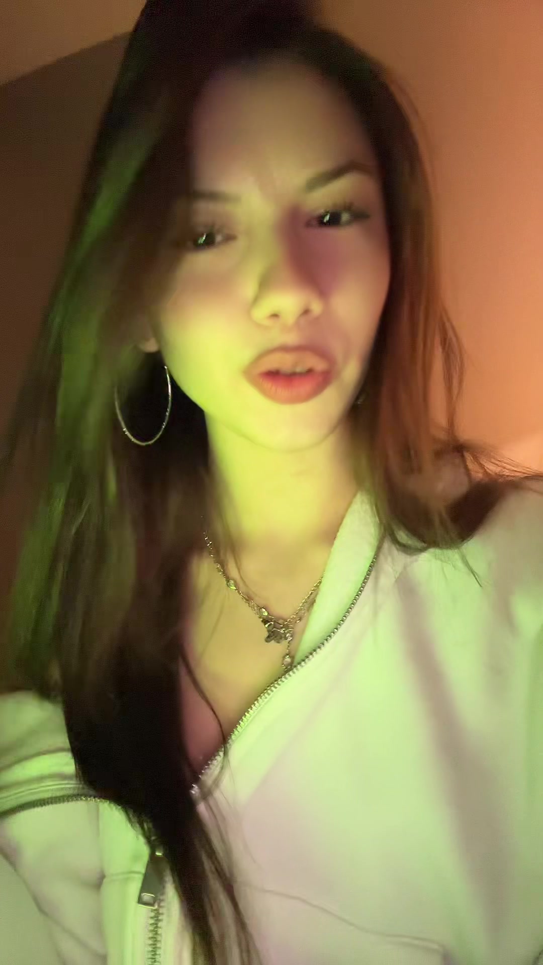 @ela