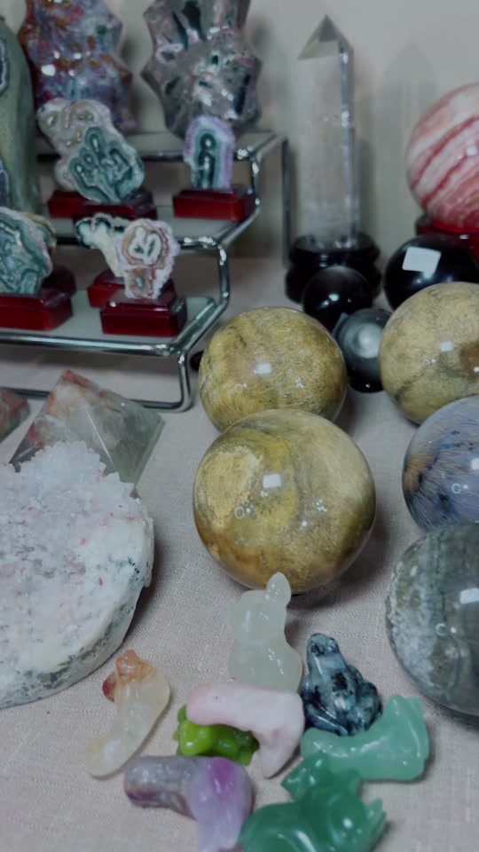 @SimplicityShaCrystals