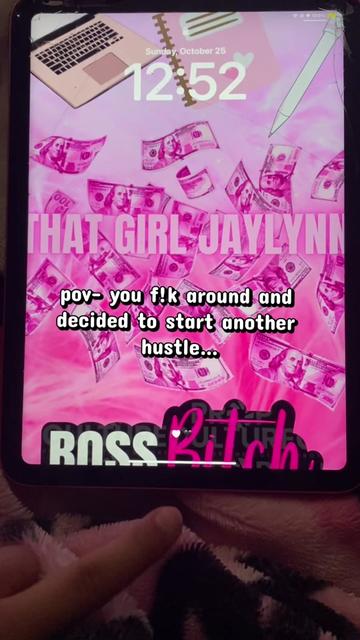 @THAT GIRL👸🎀🍭💴