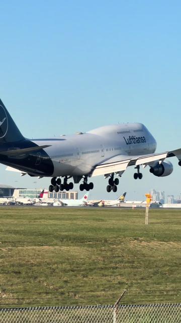 @YYZ-Spots🇨🇦