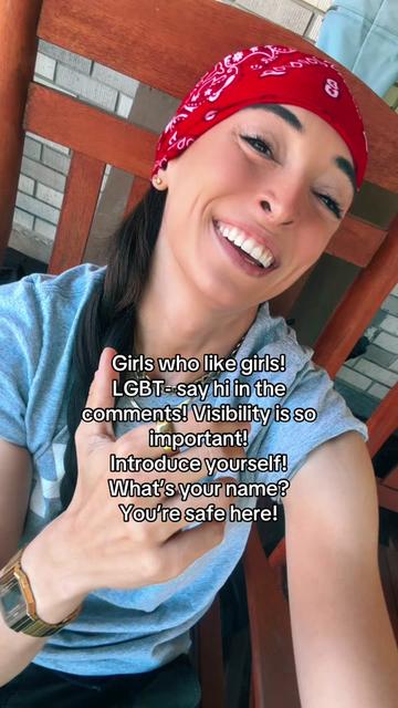 @sapphicgazeclub