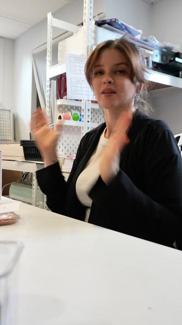 @Clo