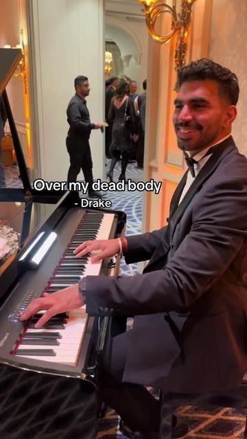 @Karan On Piano