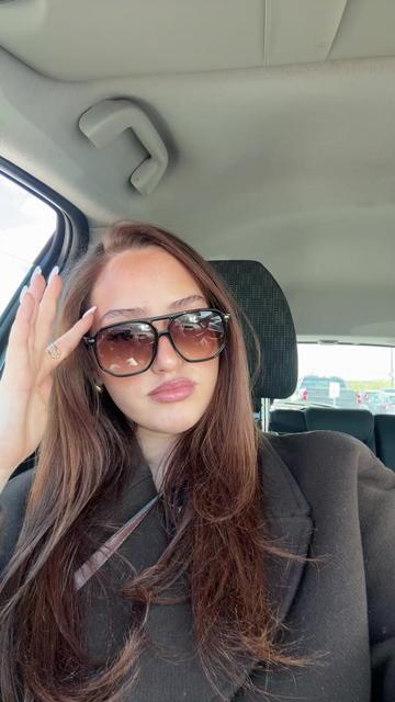 @Louiza