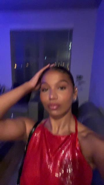 @Rae