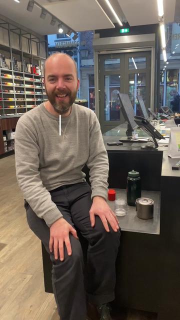 @Van Pommeren
