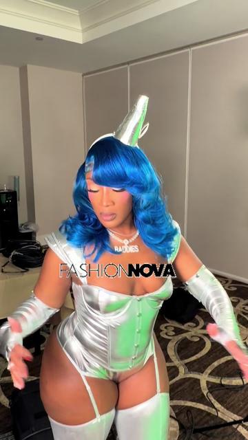 @TheRealTinkaabellaaa🧡