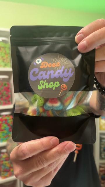 @DeezCandyShop