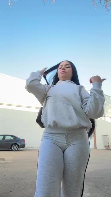 @mariana🇨🇴🇷🇴🇭🇺